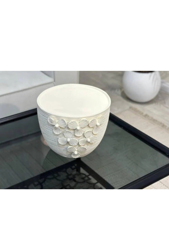 Striped dessert plate with 6 roses