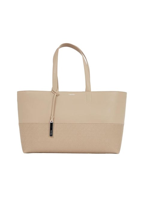 MONOGRAM SHOPPER