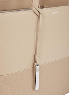 CALVIN KLEIN MONOGRAM SHOPPER  - Image 3