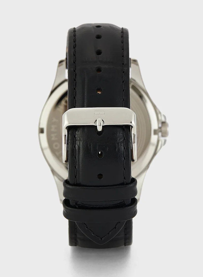 TOMMY HILFIGER Leather Strap Analog Watch