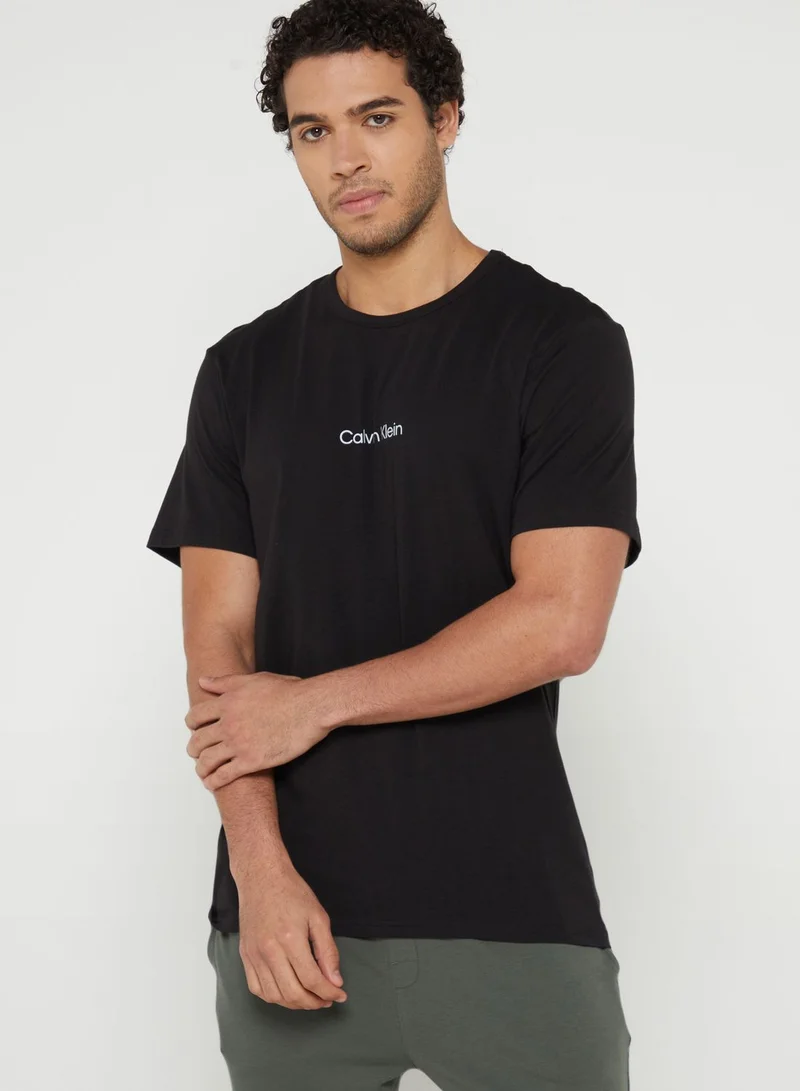 CALVIN KLEIN Logo Crew Neck T-Shirt