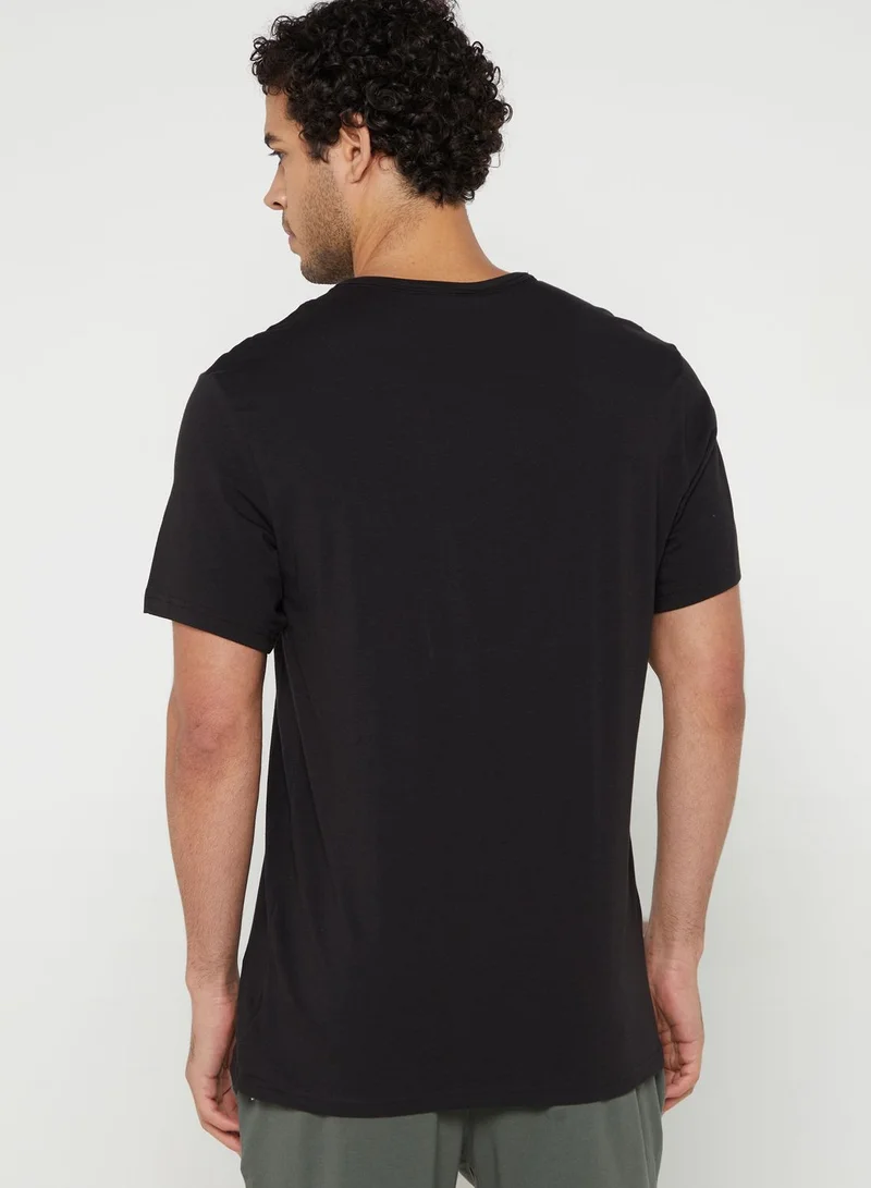 CALVIN KLEIN Logo Crew Neck T-Shirt