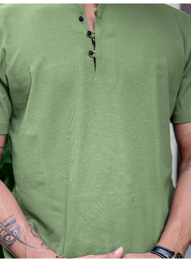 Maniac Mens Solid Henley Neck Half Sleeve Hunter Green Cotton Slim T-Shirt