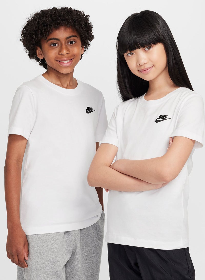 Nike SPORTSWEAR TEE EMB FUTURA LBR - Image 4
