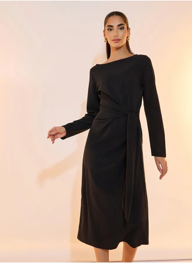 Styli Solid Tie Waist Detail Boat Neck Midi Dress