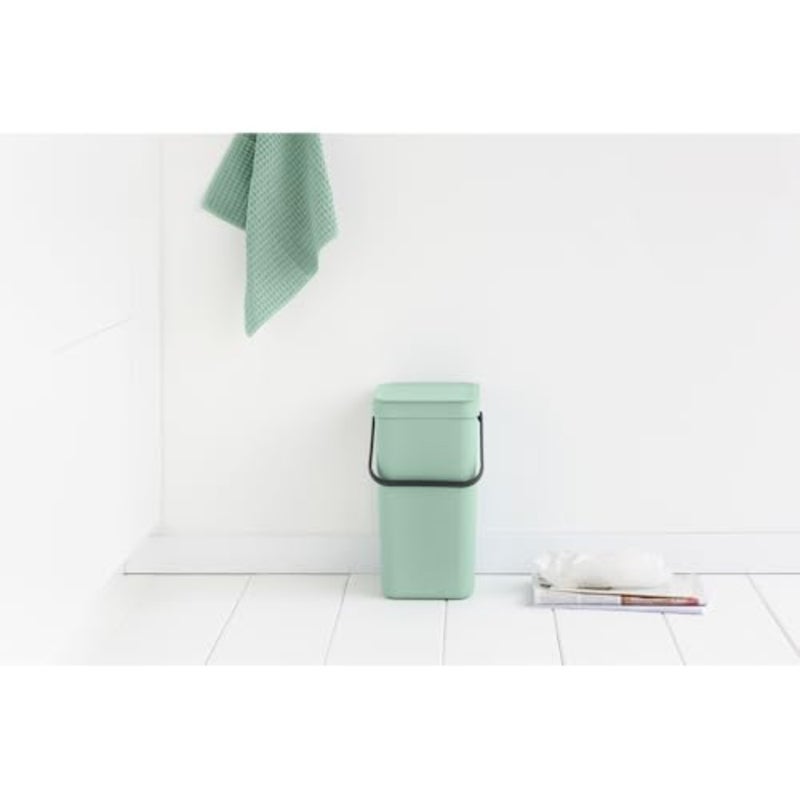 Sort and Go Kitchen Recycling Can 3.2 Gal/ Stackable Waste Organiser with Handle and Removable Lid, Wall/Cupboard Mounting - Image 2