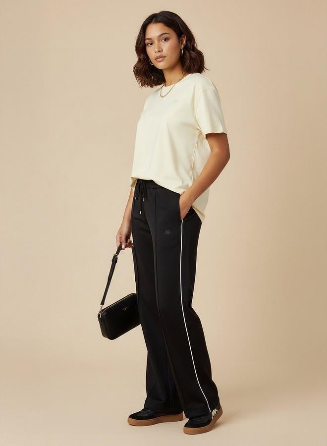 كابا تيشيرت كابا نسائي مطرز بشعار قابل للتمدد - Image 2