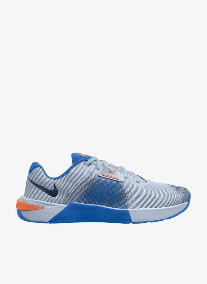 نايكي ميتكون ١٠