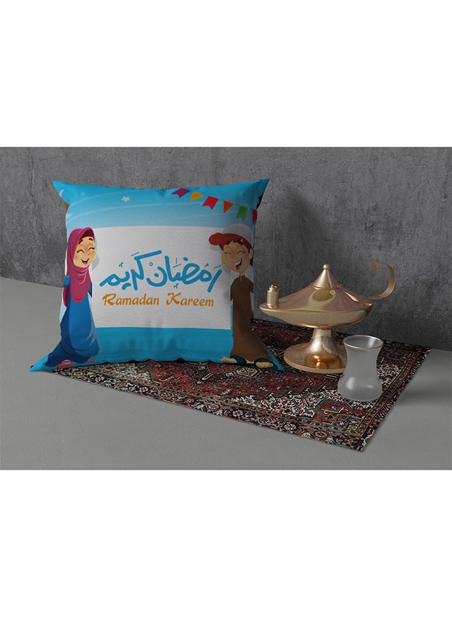 هوم برينت وسائد رمضانية مخملية من شأنها أن تكون إضافة رائعة لمنازلك ذات الطابع الخاص بالعطلات