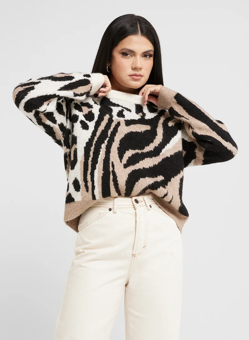 فيرو مودا Round Neck Knitted Sweater