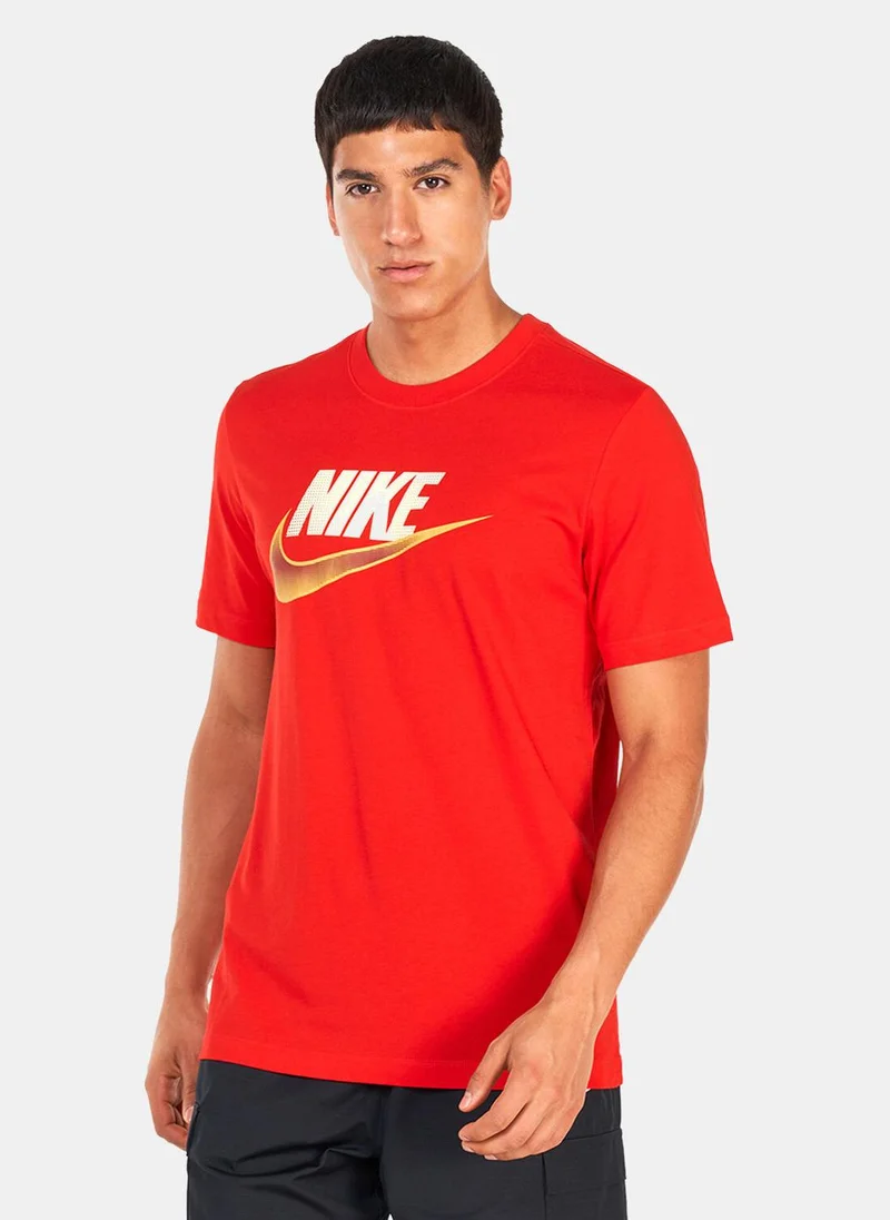 Nike Men's Sportswear T-Shirt