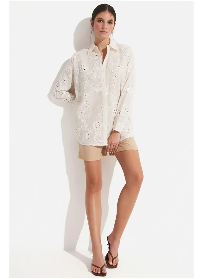 جون June Women Exclusive Oversize/Loose Fit 100% Cotton Embroidered Shirt Ecru