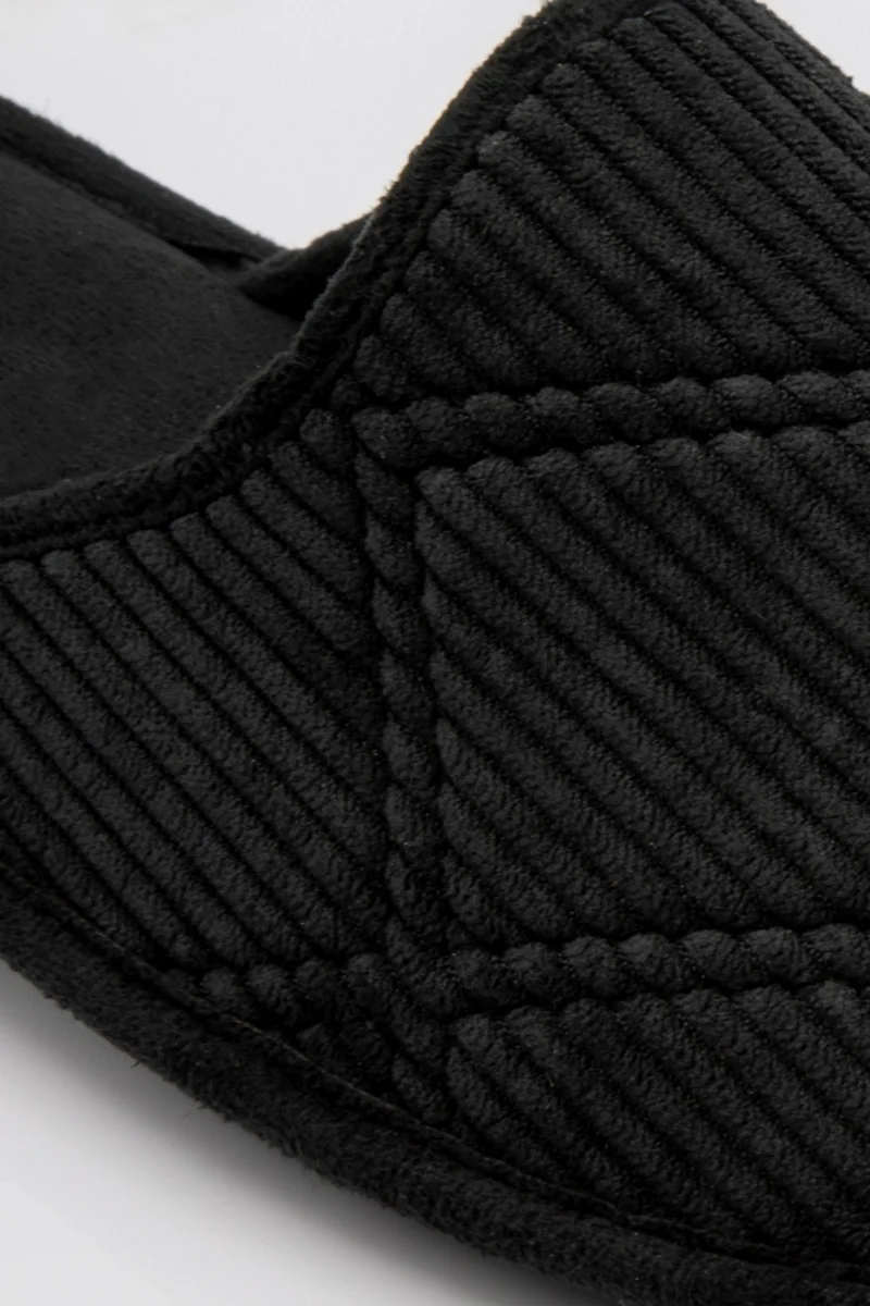 Twigy Men's Black Roger House Slippers