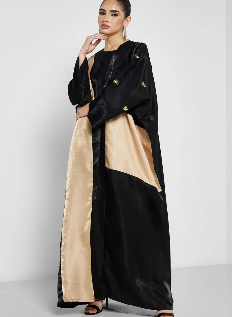 Khizana Colorblock Detail Abaya With Sheila