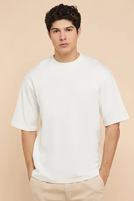 أر أند بي Solid T-Shirt with Crew Neck and Short Sleeves