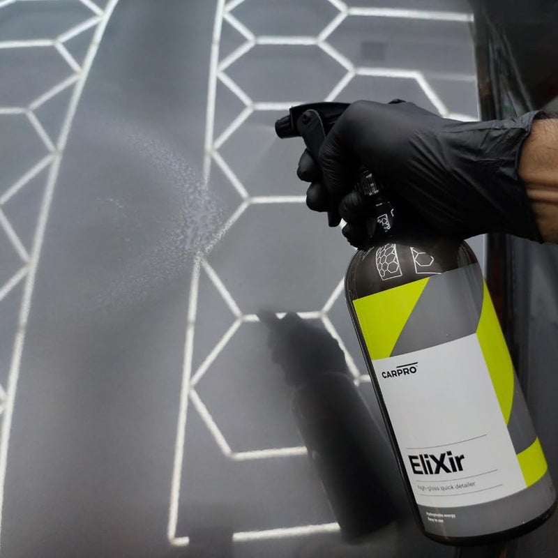 CARPRO إليكسير كويك ديتايلر مع بخاخ - تفاصيل سريعة توفر طبقة سريعة من العمق واللمعان والطاقة الكارهة للماء - لتر (34 أونصة)  - Image 5