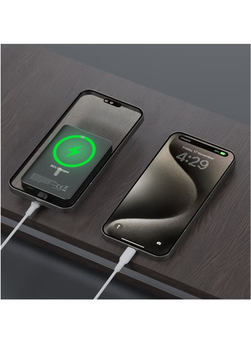 10000mAh Magsafe Power Bank 20W PD & 15W Wireless / Simultaneous Charging / Compact Design / USB-C Output & Input - Dark Grey
