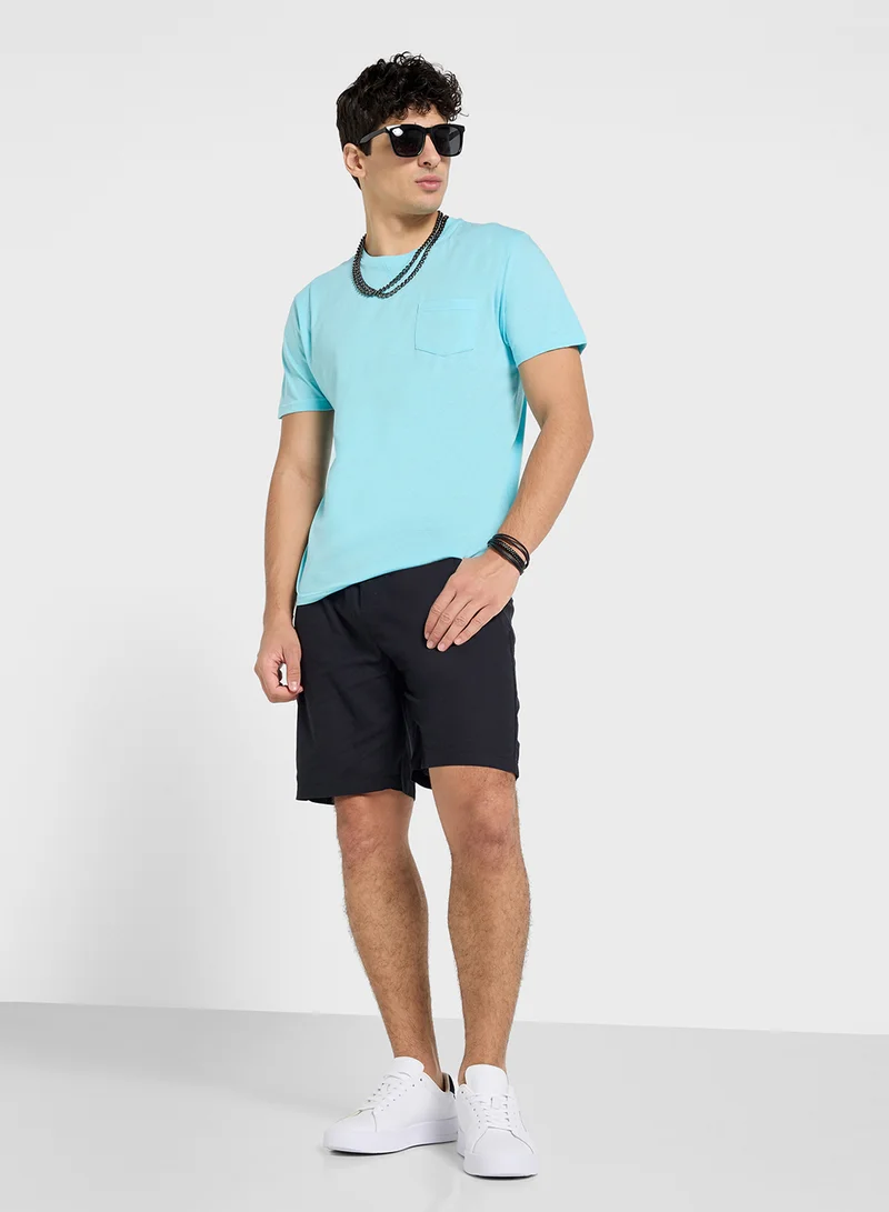 BRAVE SOUL Crew Neck Pocket T-Shirt