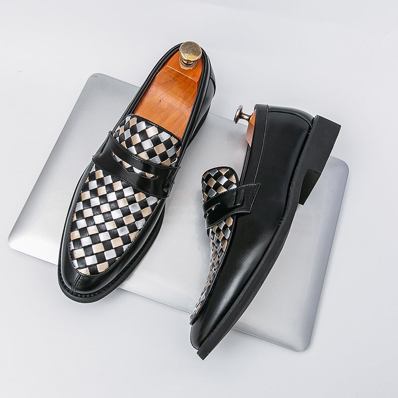 Large Size Leather Shoes Men'S Formal Business Casual Shoes New British Style Pattern Men'S Pointed Toe Small Leather Shoes - Image 2