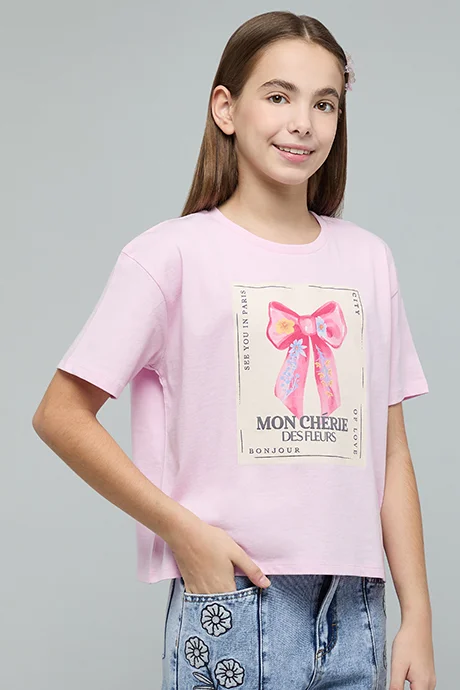 أر أند بي Graphic Print T-Shirt with Crew Neck and Short Sleeves