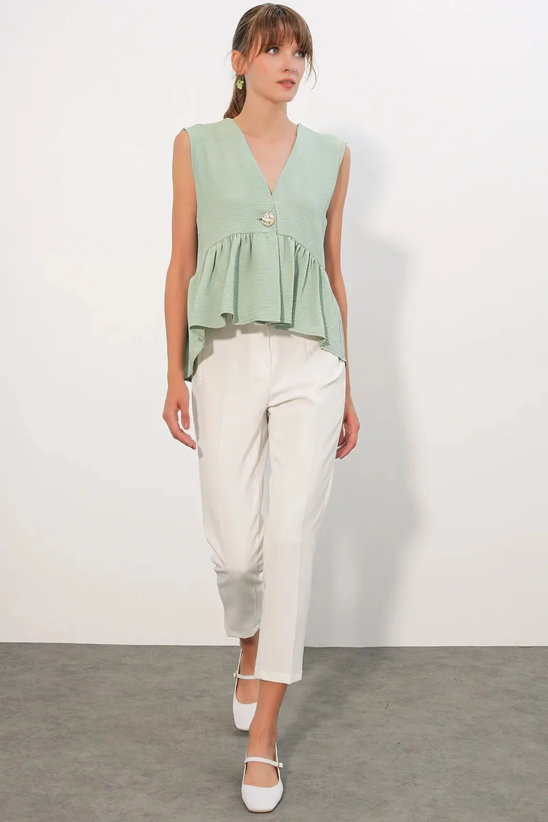 بيغ دارت BDART V-Neck Buttoned Sleeveless Blouse