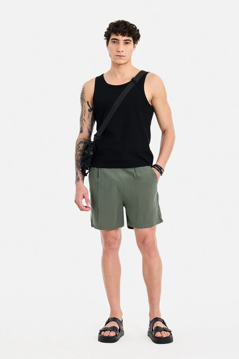 سنيتش Olive Solid Loose Fit Shorts