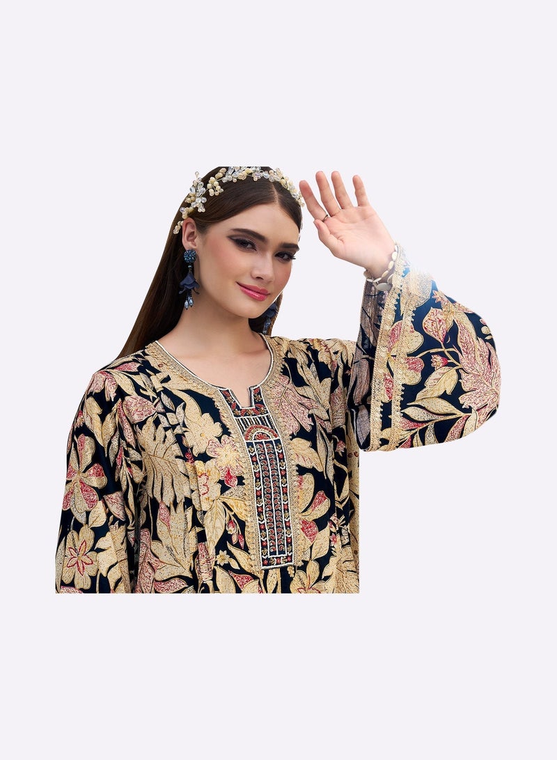 Sara Arabia جلابية سارة العربية بتصميم كولاج الأوراق - Image 4