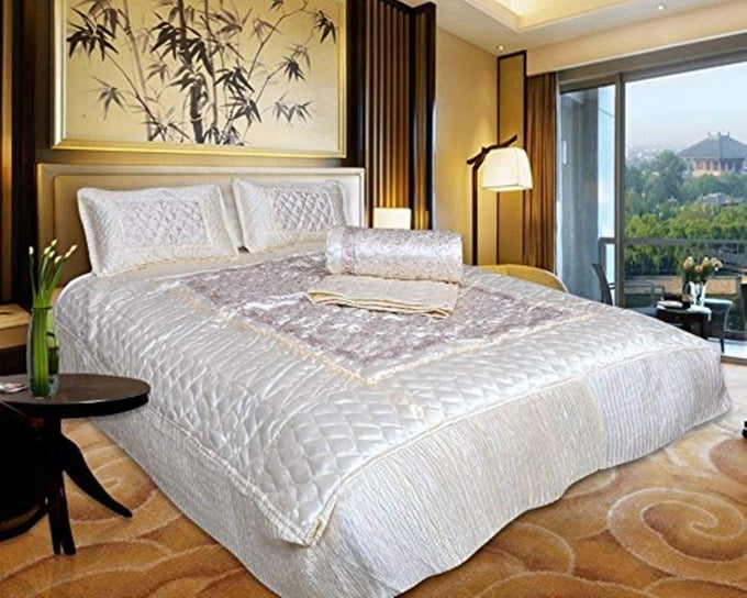 SATIN GOLD PRINTED 310 TC WEDDING BEDDING SETBEDSHEET WITH 2 PILLOW COVERS 1 AC COMFORTER FOR HOME LIVING ROOMCREAM SET OF 4PCJAAL PRINT