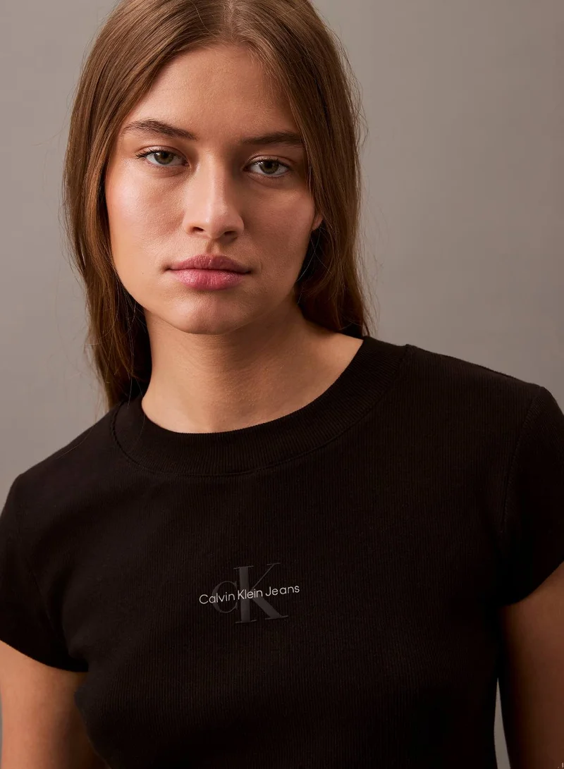 Calvin Klein Jeans Slim Cropped Logo T-Shirt
