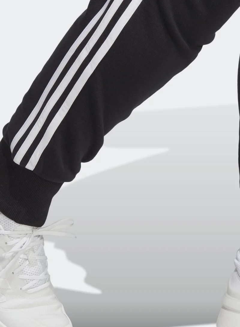 adidas بنطال جوغر أساسي بشعار الماركة (حجم كبير)