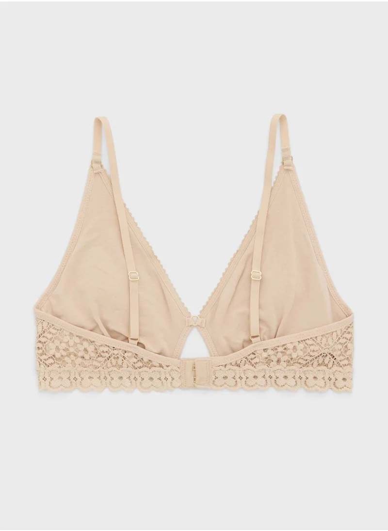 آري من امريكان ايجل Plunge Neck Bra
