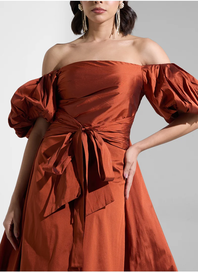 ايرا Bardot Tie Detail Dress