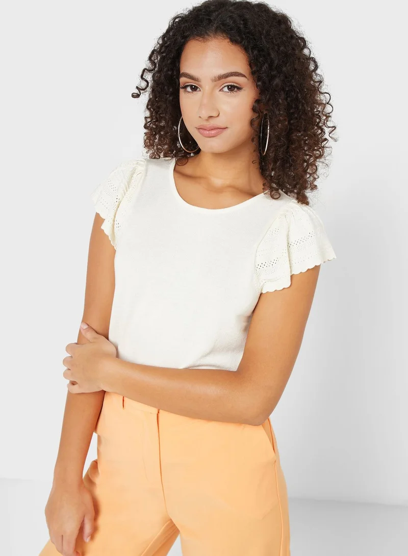 Jacqueline de Yong Round Neck Lettuce Sleeve Top