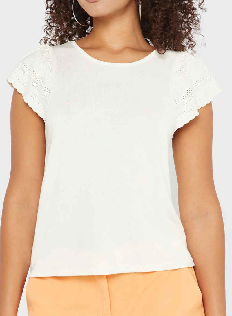 Jacqueline de Yong Round Neck Lettuce Sleeve Top