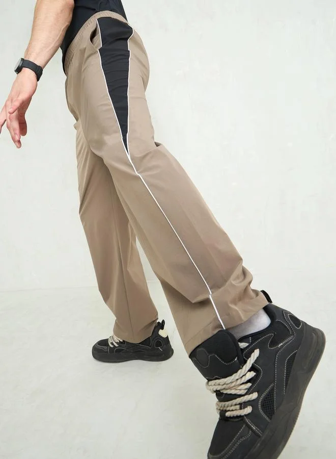 SASSAFRAS Sassafras Men Beige Color Block Side Seam Parachute Pants