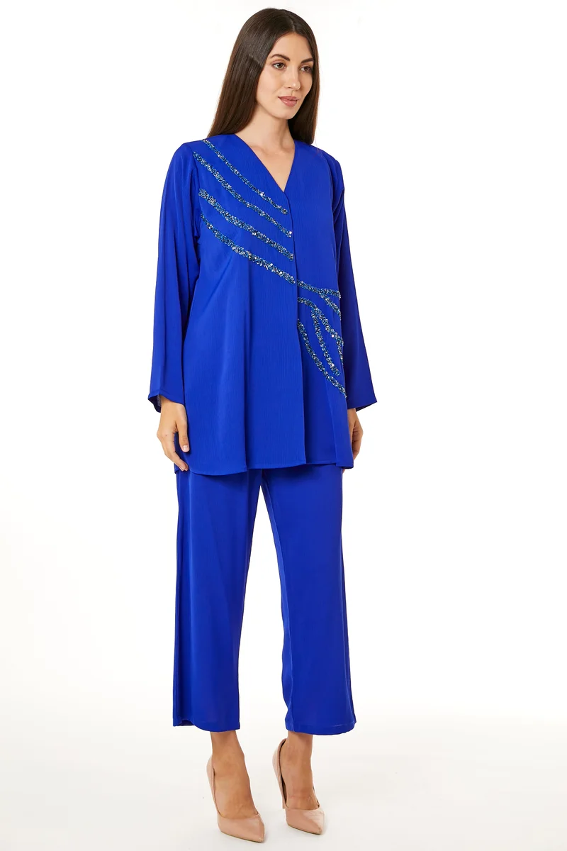 Moistreet V-Neck Top & Pant Set