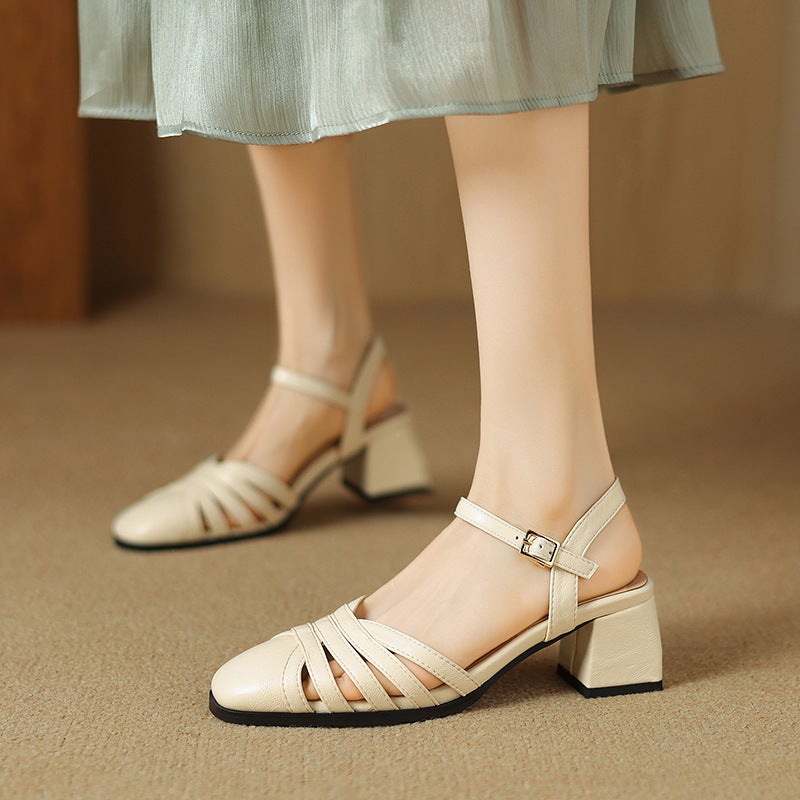 Source 2024 Summer Fashion Mid-Heel Solid Color 31-43 Size One-Character Buckle Women'S Baotou Sandals - Image 4