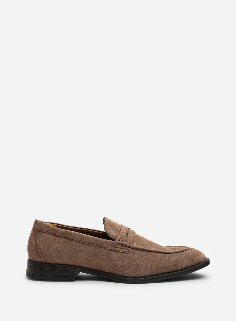ويرز ذات فروم Gavin Suede Slip on Penny Loafer