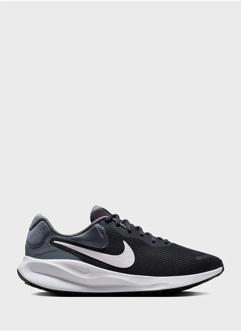 Nike NIKE REVOLUTION 7