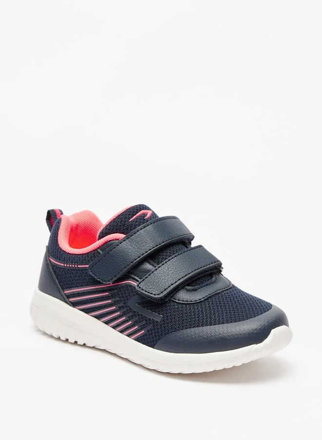 Dash Girls Textured Sports Shoes With Hook And Loop Closure
