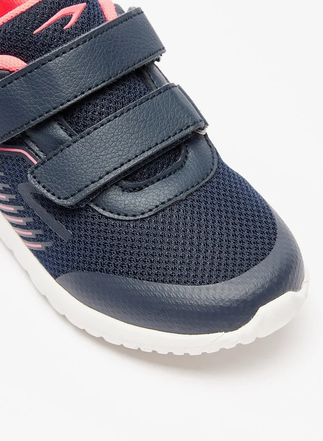 Dash Girls Textured Sports Shoes With Hook And Loop Closure