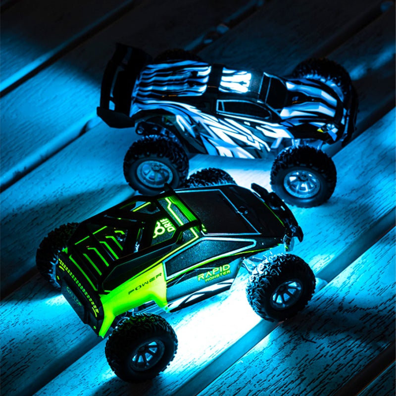 S638 RC Cars Mini Remote Control Car for Kids 2.4GHz 1:32 RC Car With LED Light 20KM/H High Speed Racing Car with 3 Battery - Image 3