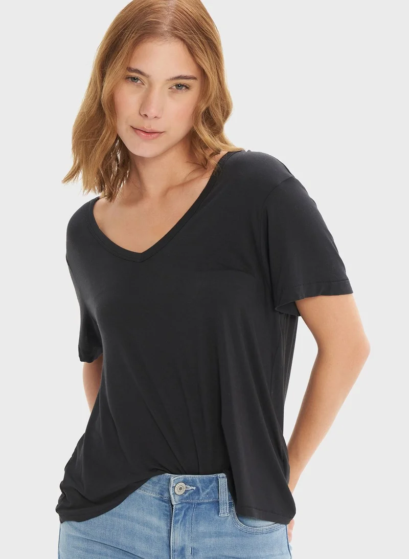 American Eagle Round Neck T-Shirts