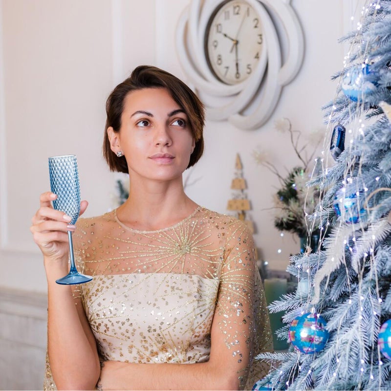 SKLENICE 24 Pack Plastic Champagne Flutes Vintage Light Blue Goblet Champagne Glasses Unbreakable Wedding Toasting Glasses Diamond Wine Glasses Crystal Wine Cups Clear Drinking Glasses 5.5 OZ for Bridal Shower - Image 4