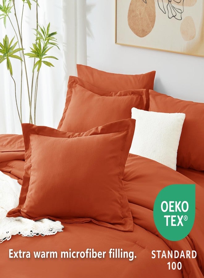 CozyLux طقم لحاف كوزي لوكس للملكة باللون البرتقالي المحروق، 7 قطع طقم سرير في حقيبة بحجم الملكة مع ملاءات، أطقم سرير تيراكوتا مع لحاف بديل للداون، ملاءات، أغطية وسائد وأكياس وسائد - Image 4