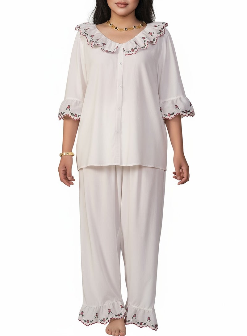 بيوينتي طقم بيجامة نسائي بمقاس كبير مع تطريز زهري وحافة بكشكشة، تصميم بأزرار أمامية، فضفاض بأكمام بطول ثلاثة أرباع - Image 1