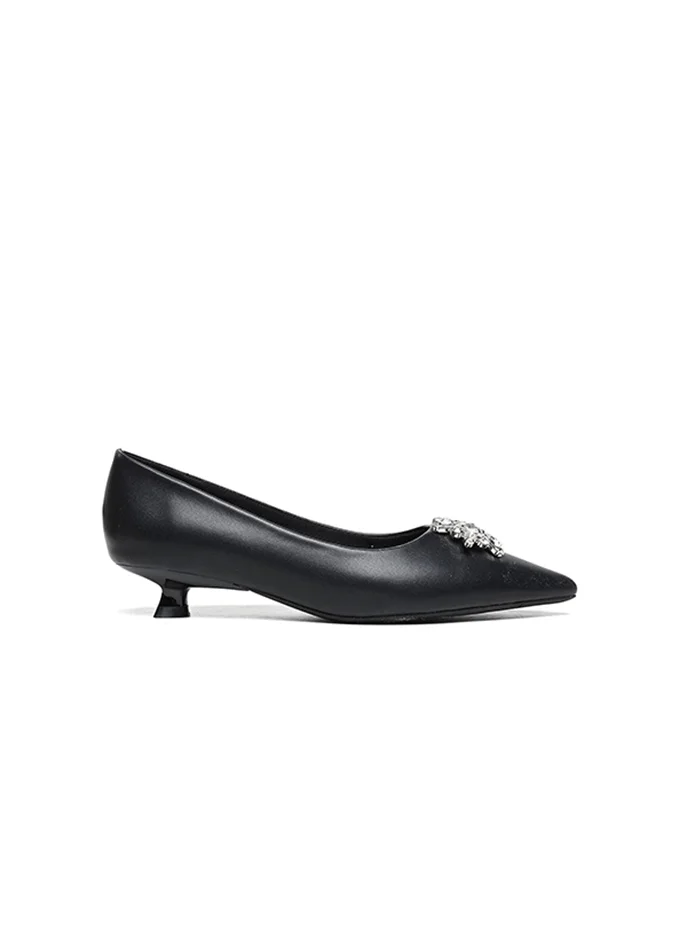 Cuple embellished low heeled pump with rhinestone