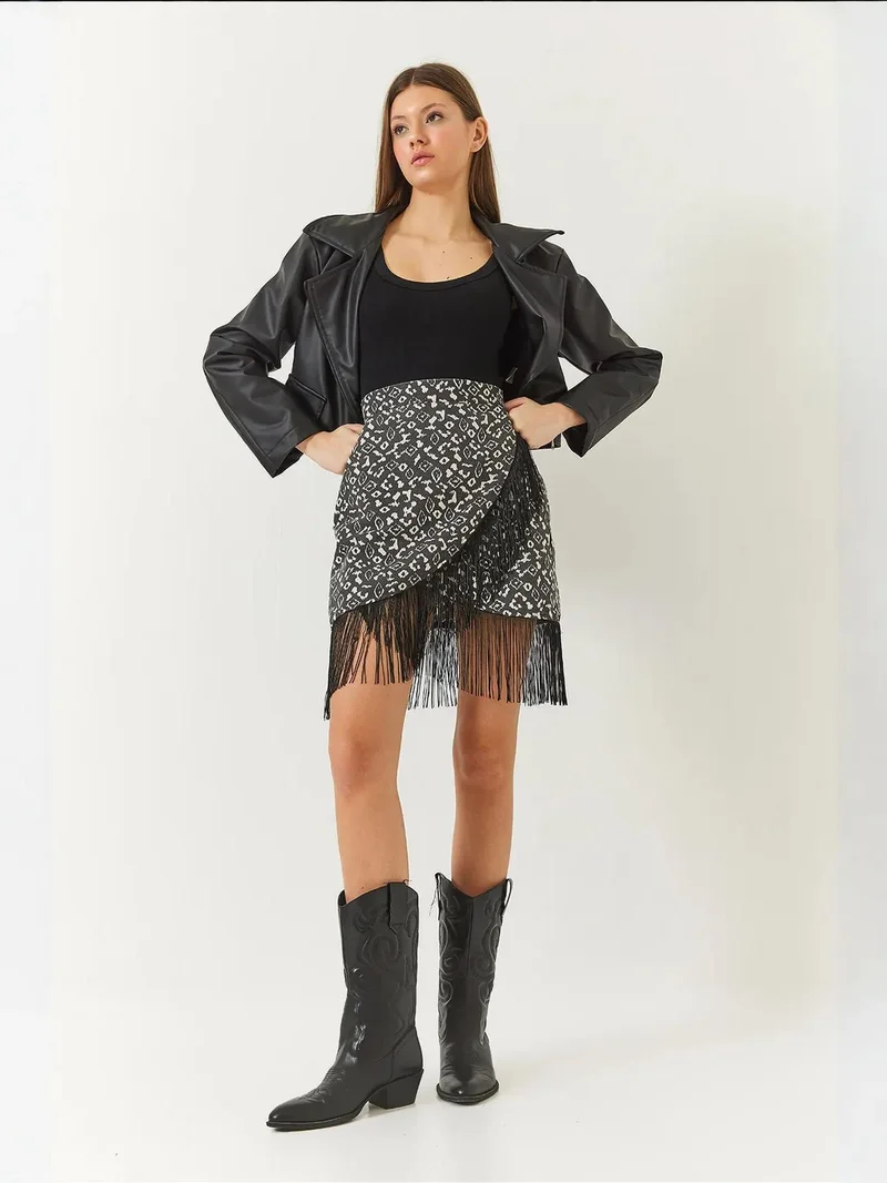 Bianco Lucci LUCCI Textured Patterned Mini Skirt with Tassel and Tie Closure