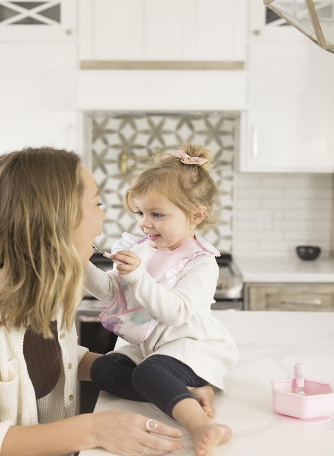 تايني توينكل مرايل أطفال صغيرة مقاومة للفوضى من تيني توينكل | مرايل أطفال مقاومة للماء وقابلة للمسح مع جيب واسع | مرايل طعام للبنات والأولاد (عبوة من 3 قطع، لون حلوى القطن) - Image 4