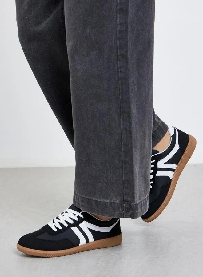 Styli Styli Striped Laced Up Sneakers